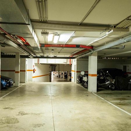 Atico Con Vistas Al Mar Piscina Y Parking Apartman Málaga Kültér fotó