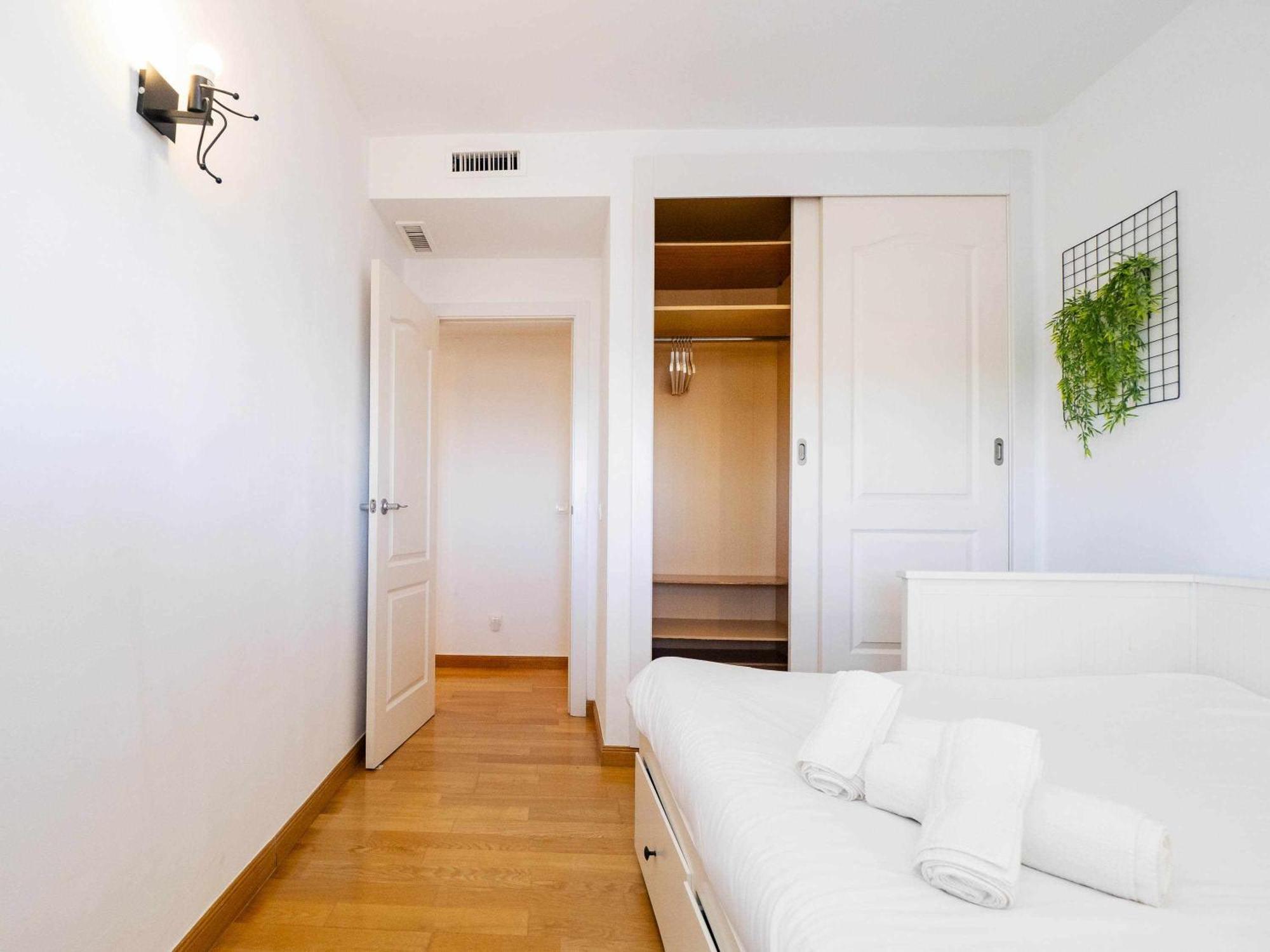 Atico Con Vistas Al Mar Piscina Y Parking Apartman Málaga Kültér fotó