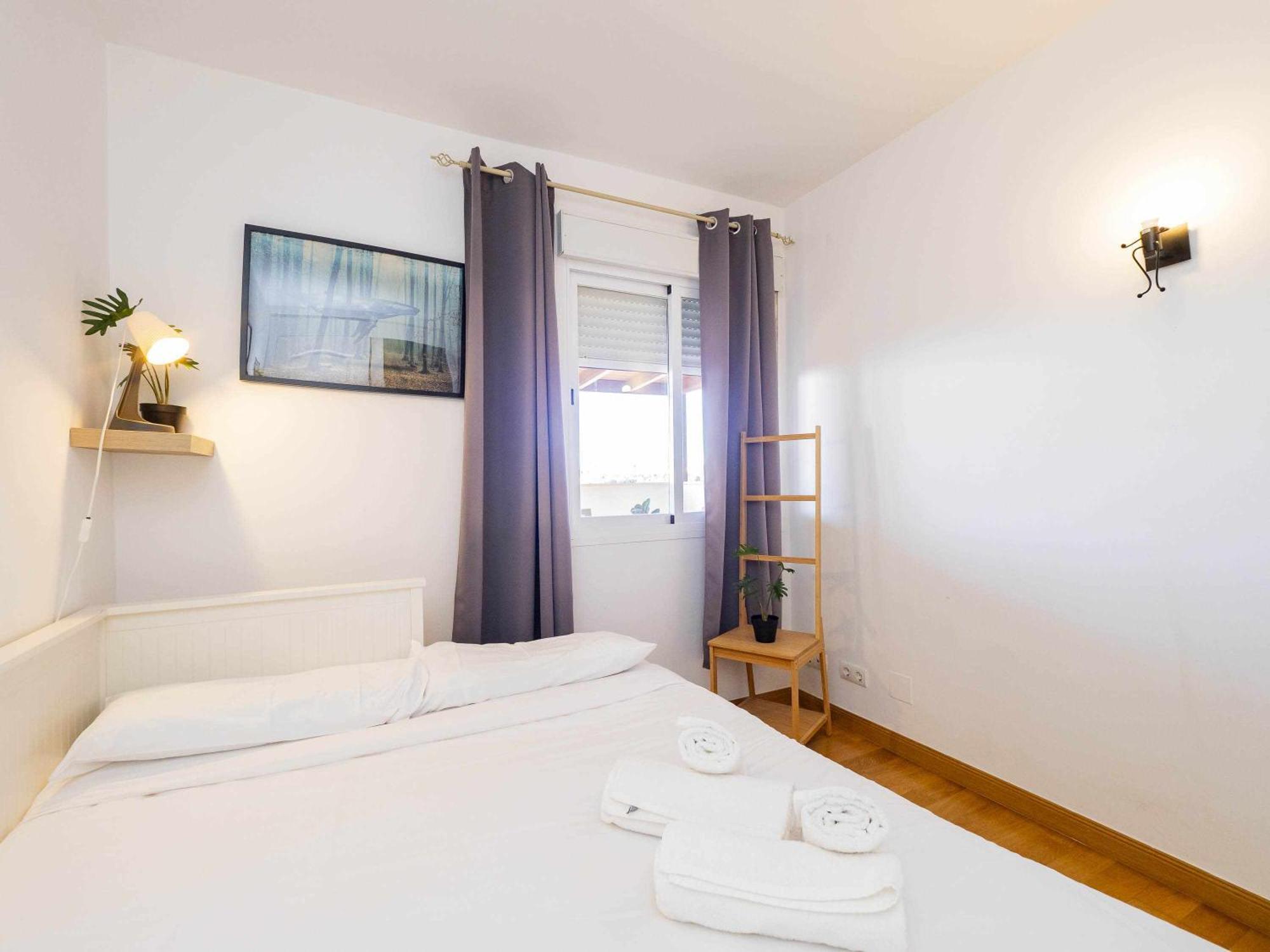 Atico Con Vistas Al Mar Piscina Y Parking Apartman Málaga Kültér fotó