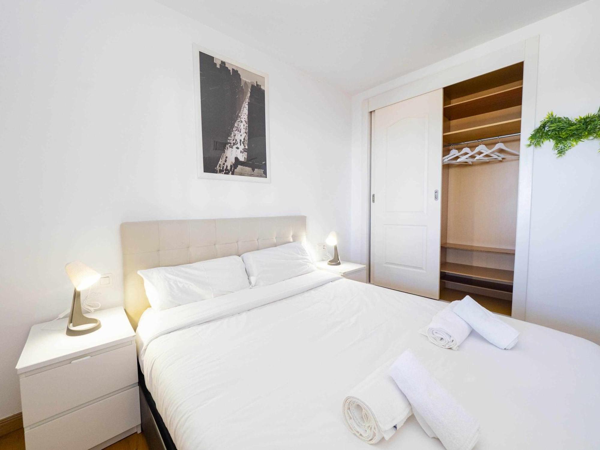 Atico Con Vistas Al Mar Piscina Y Parking Apartman Málaga Kültér fotó